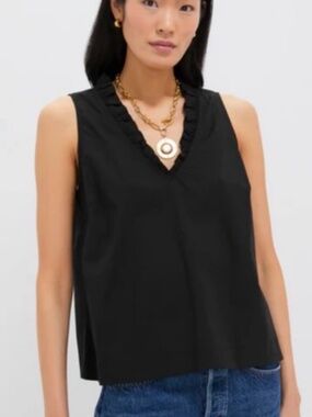 Pomander Place Medium M black veronica top nwt